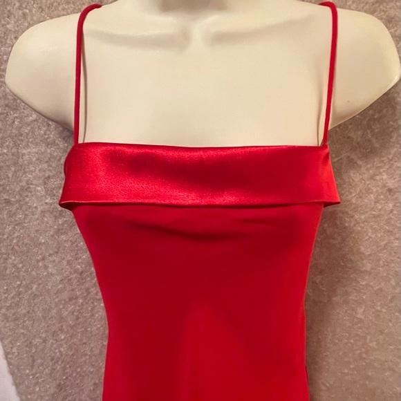Little Red Dress - Picture 11 of 11